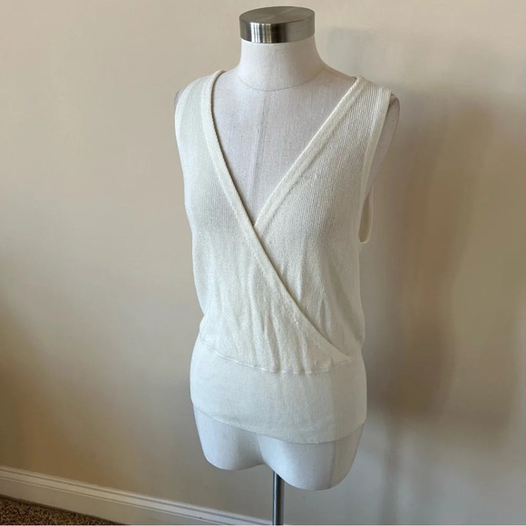 New! L’Agence Odessa cross front top white knit nwot 17620 - Picture 4 of 10